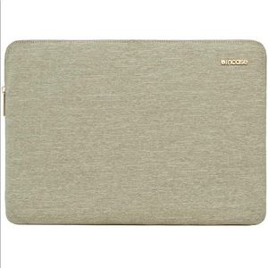 INCASE Slim Sleeve for MacBook Air 13” Khaki color